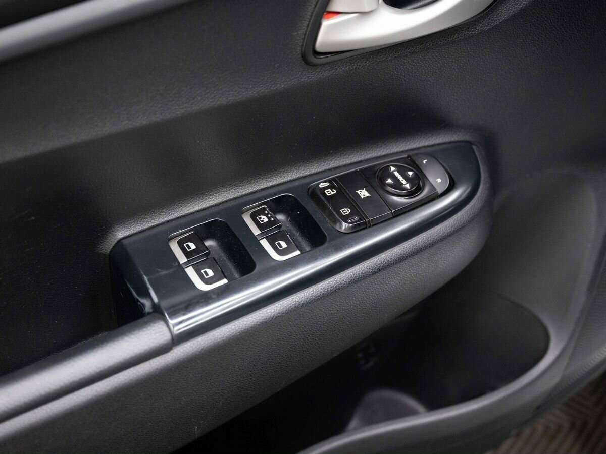 Купить Киа Рио, 2018, 139 000 км.. Фото: #17