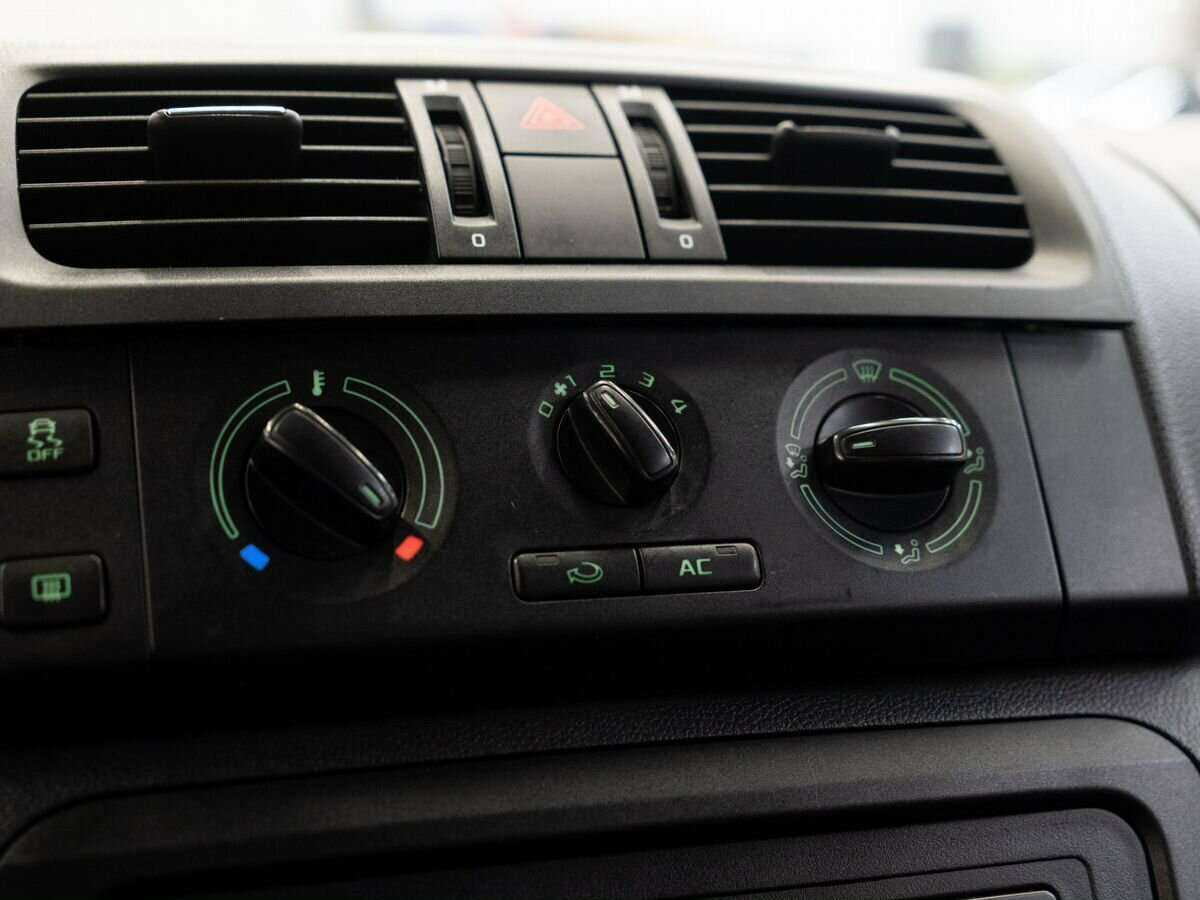 Купить Шкода Фабия, 2012, 198 300 км.. Фото: #12