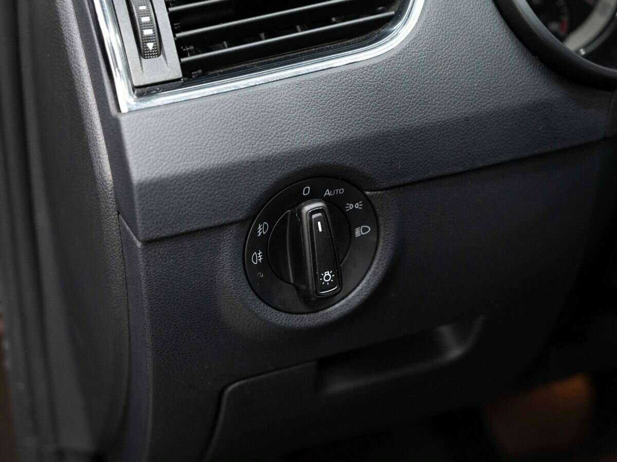 Купить Шкода Октавия, 2017, 123 349 км.. Фото: #16