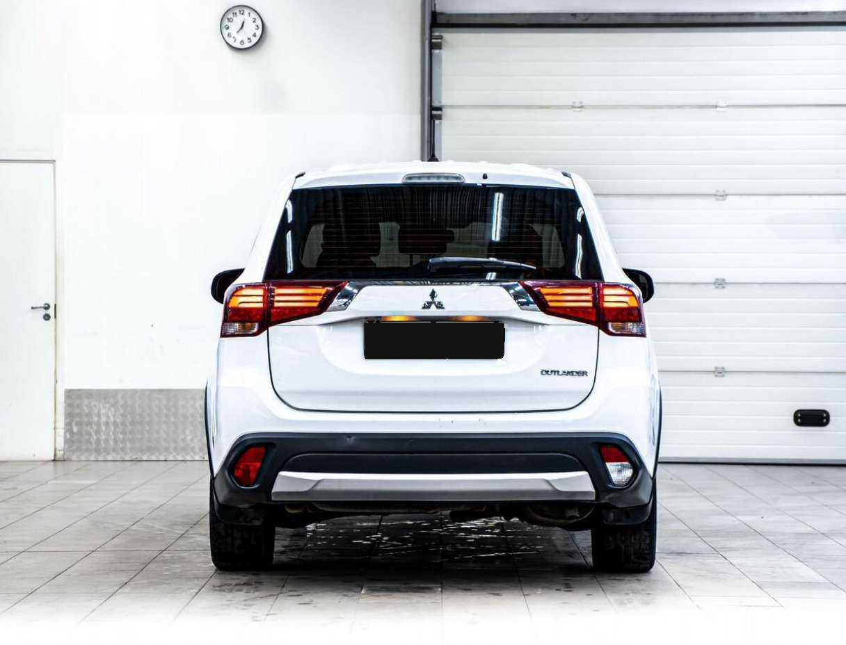 Купить Митсубиши Оутлэндер, 2015, 140 000 км.. Фото: #4