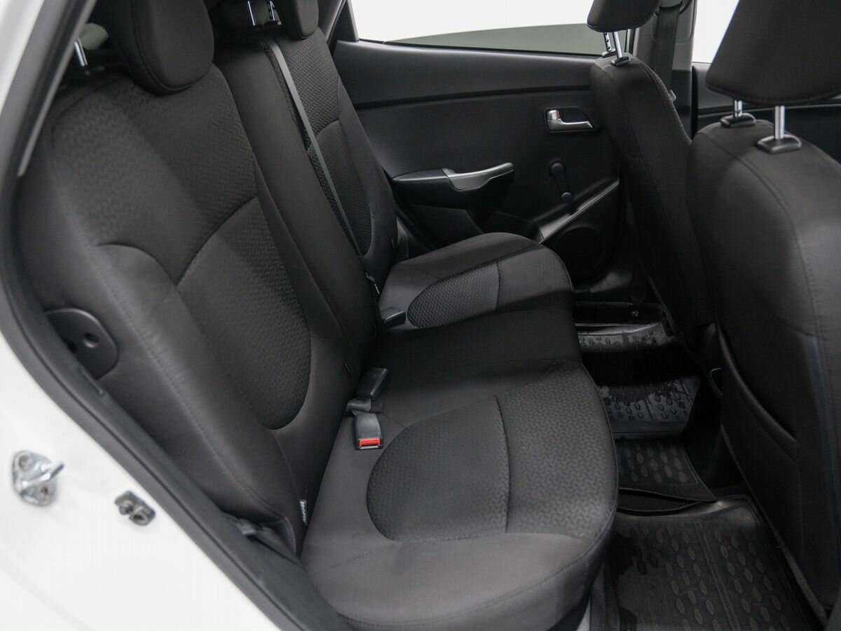 Купить Киа Рио, 2017, 157 003 км.. Фото: #9