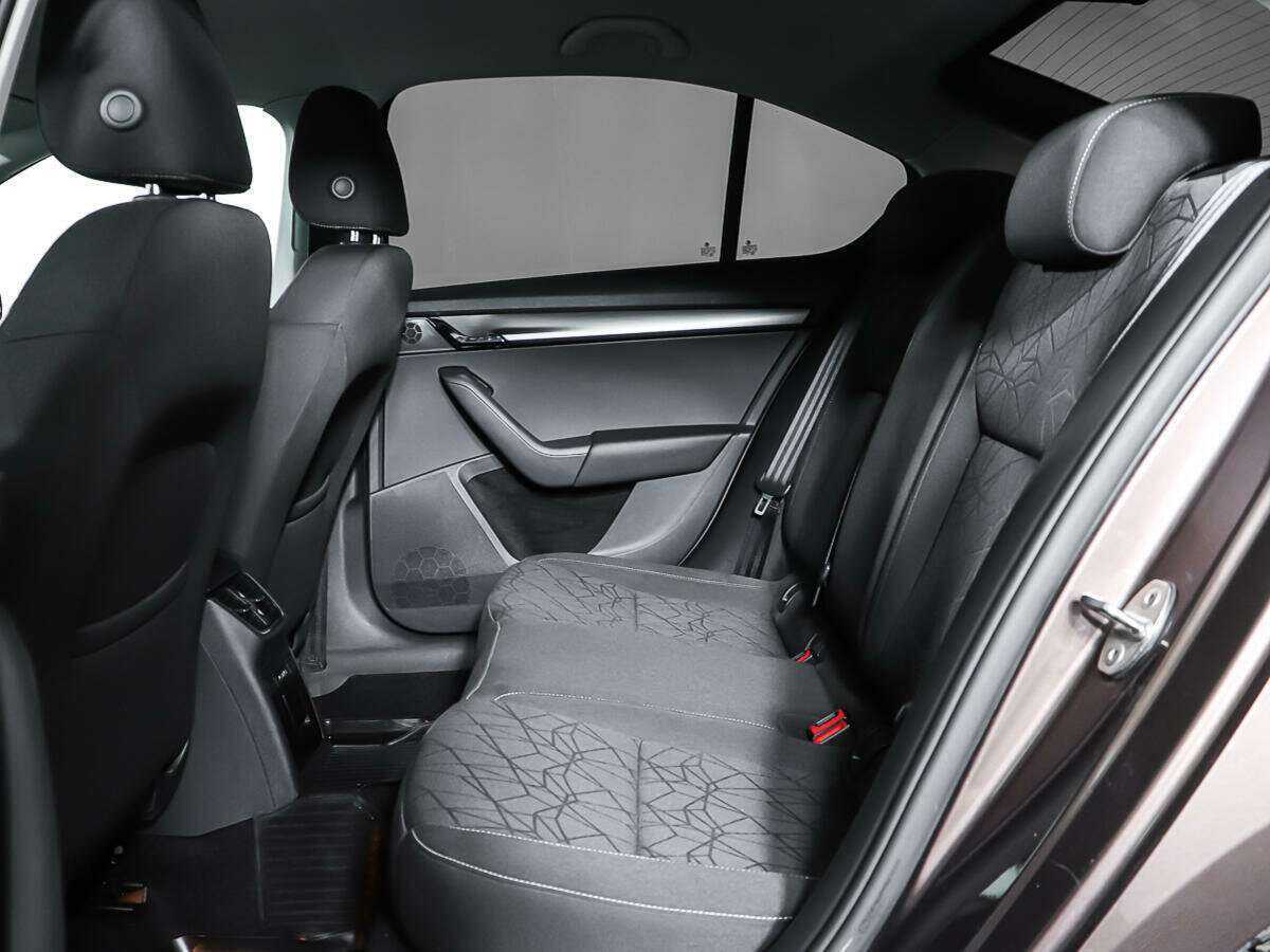 Купить Шкода Октавия, 2018, 110 502 км.. Фото: #10