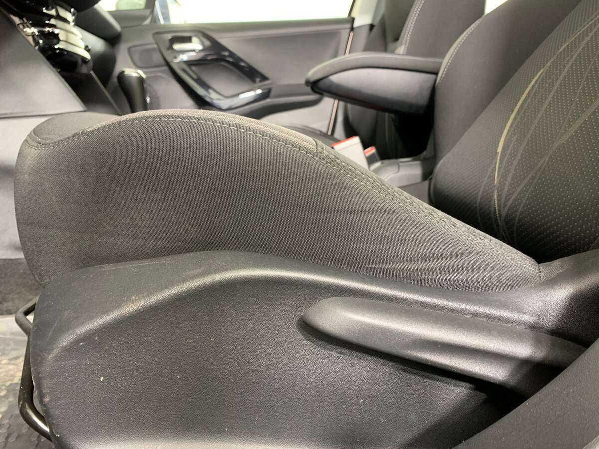 Купить Пежо 208, 2013, 146 165 км.. Фото: #13