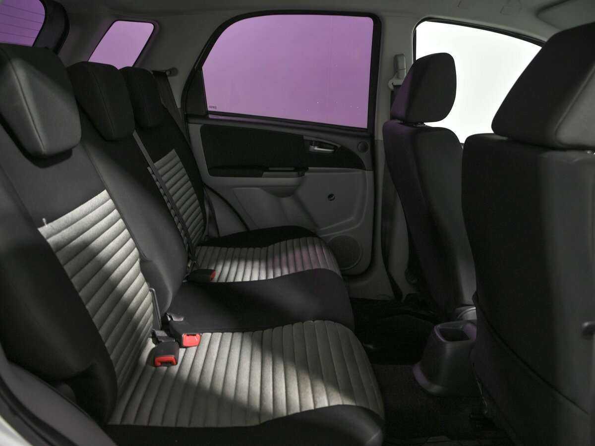 Купить Сузуки С-Икс4, 2013, 138 650 км.. Фото: #12