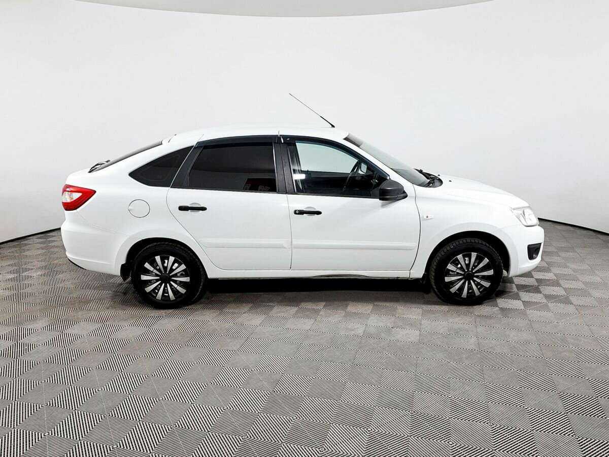 Купить Лада (ВАЗ) Гранта, 2018, 66 537 км.. Фото: #3