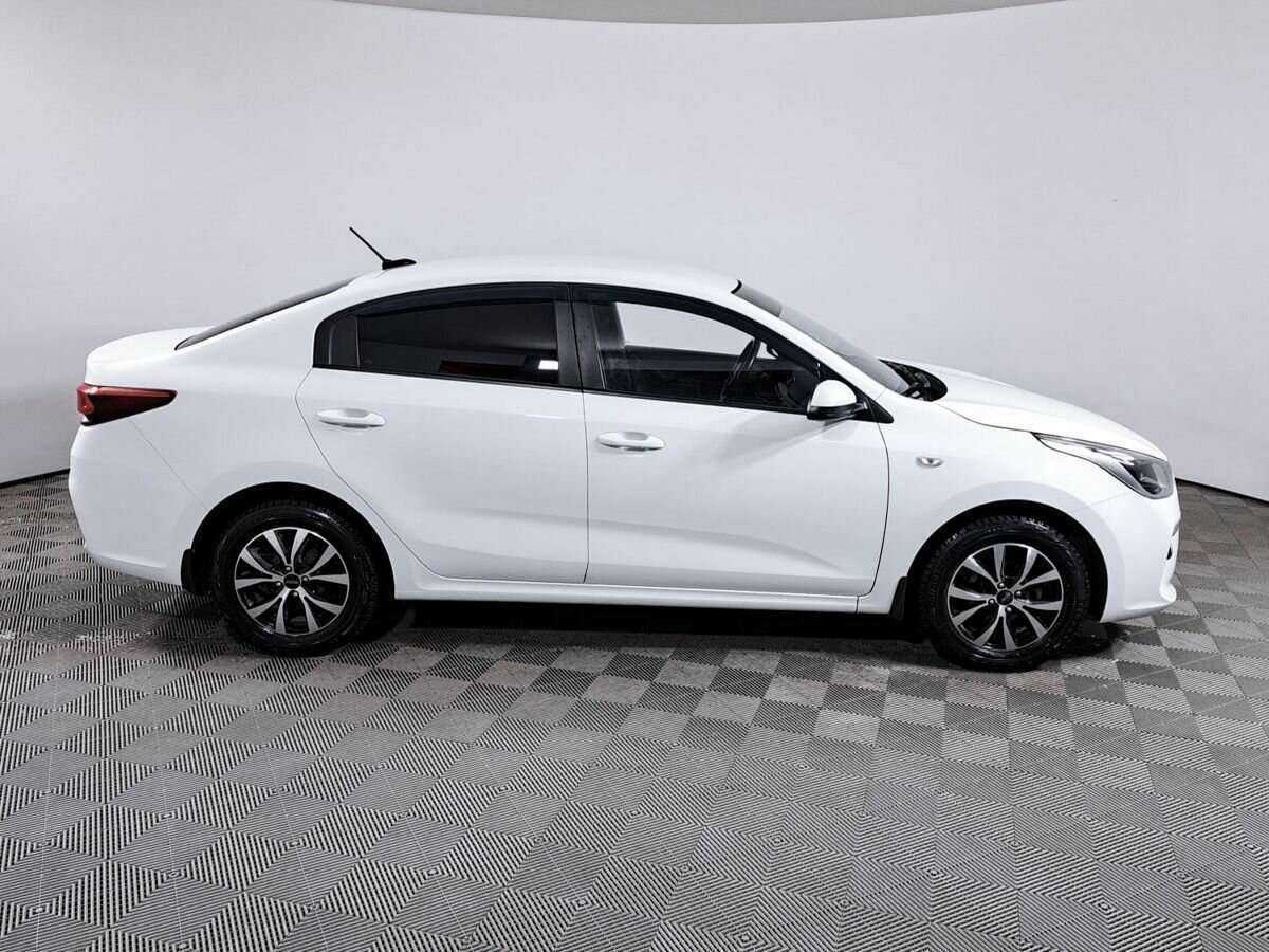 Купить Киа Рио, 2017, 41 636 км.. Фото: #3