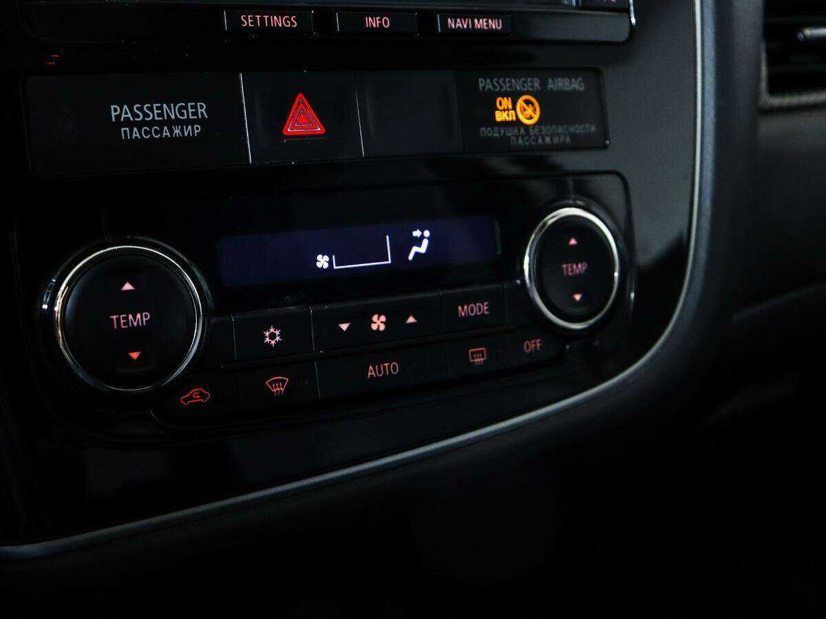 Купить Митсубиши Оутлэндер, 2013, 143 000 км.. Фото: #13