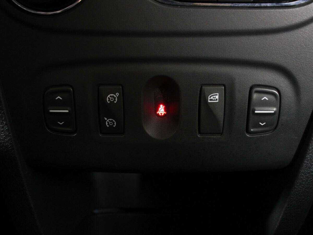 Купить Рено Сандеро, 2015, 94 477 км.. Фото: #15