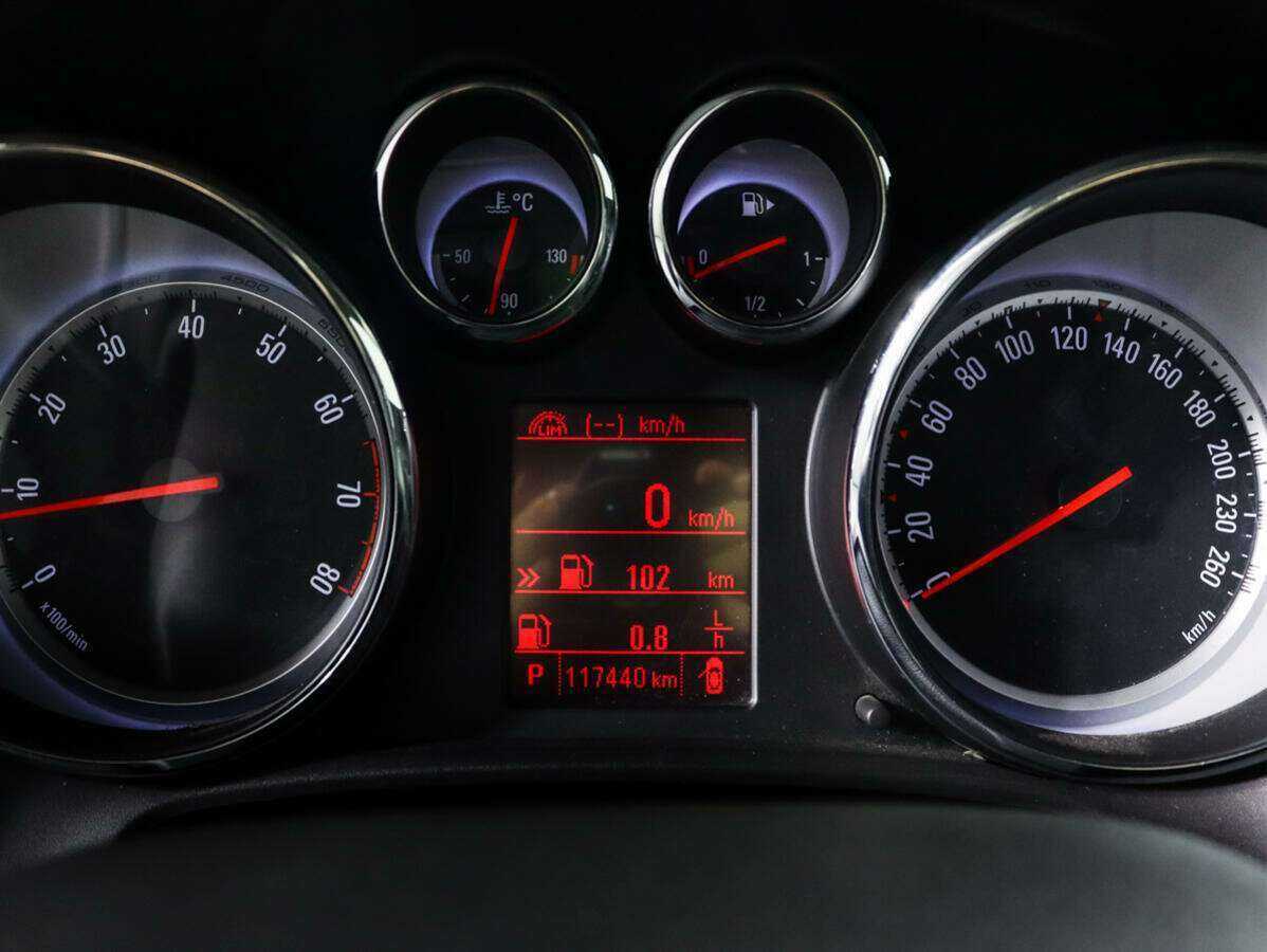 Купить Опель Астра, 2012, 117 438 км.. Фото: #7