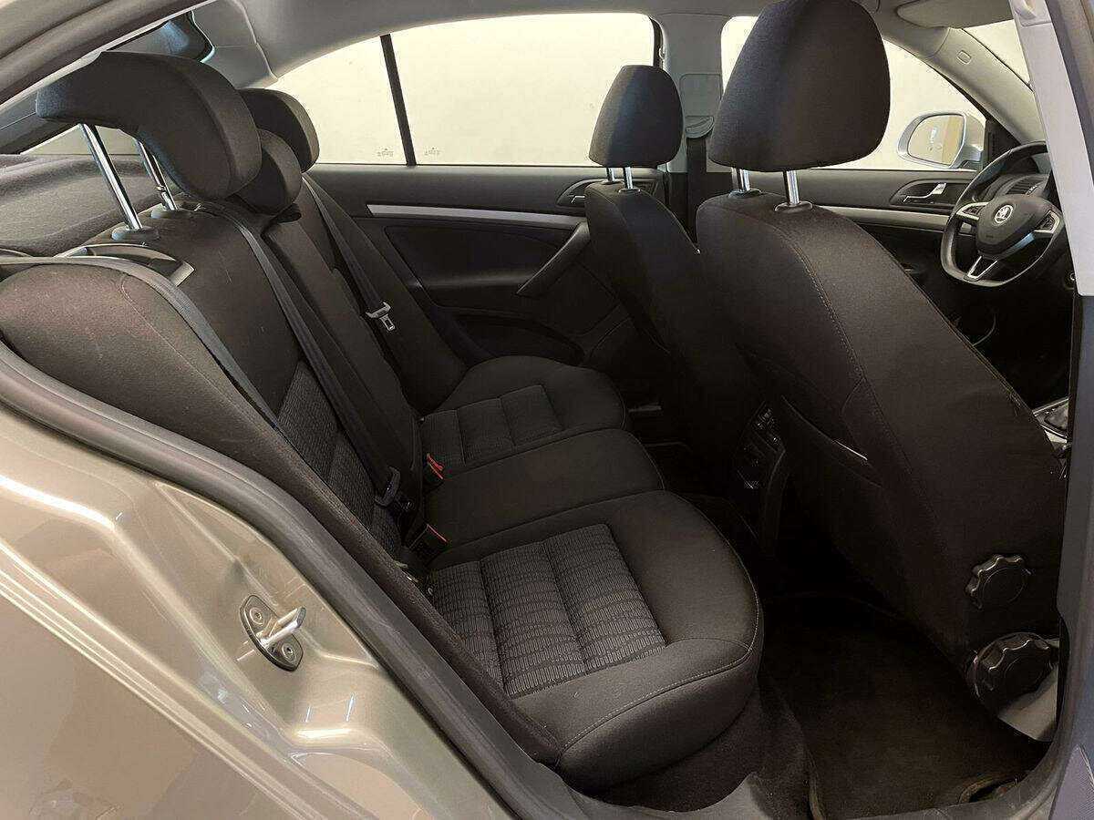 Купить Шкода Октавия, 2012, 117 676 км.. Фото: #6