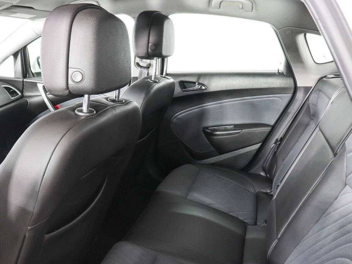 Купить Опель Астра, 2014, 185 189 км.. Фото: #11