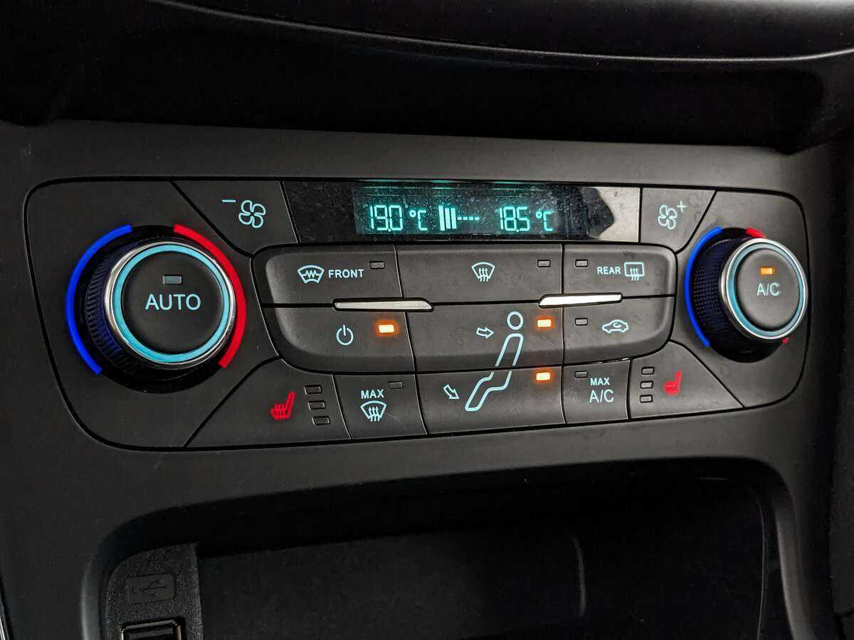 Купить Форд Фокус, 2018, 66 219 км.. Фото: #15