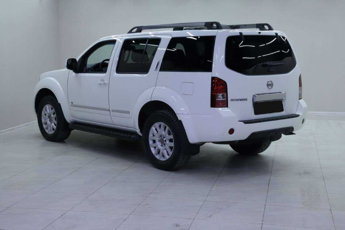 Купить Ниссан Патфайндер, 2012, 177 500 км.. Фото: #1