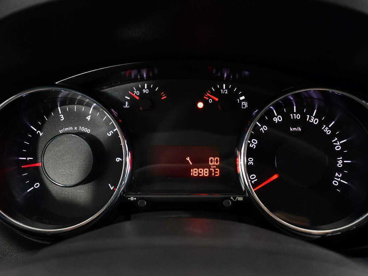 Купить Пежо 3008, 2012, 189 873 км.. Фото: #10