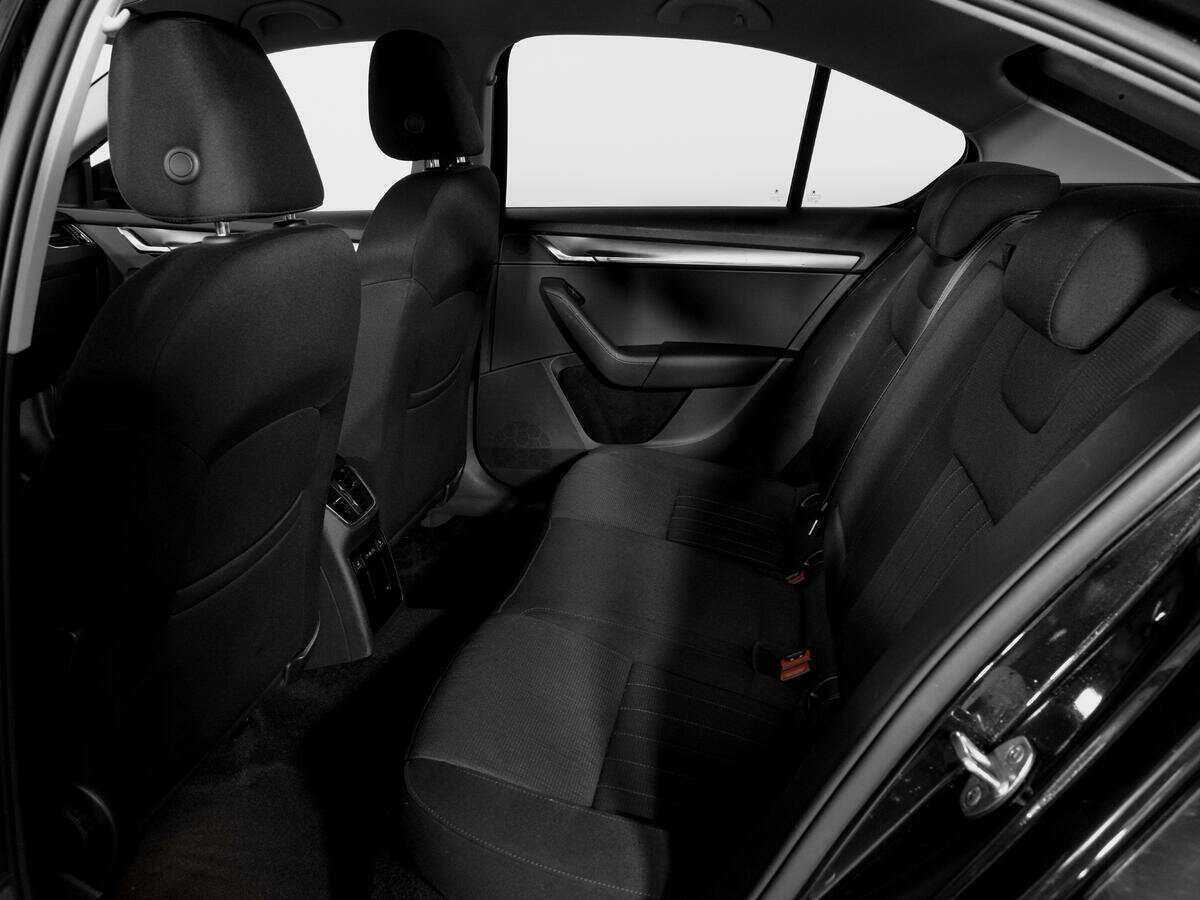 Купить Шкода Октавия, 2018, 141 210 км.. Фото: #9