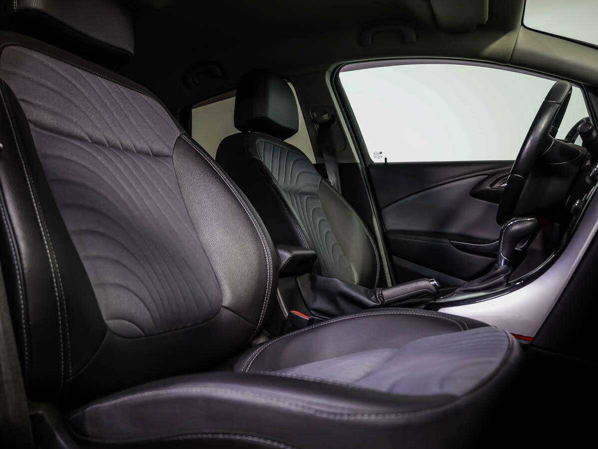 Купить Опель Астра, 2015, 157 394 км.. Фото: #10