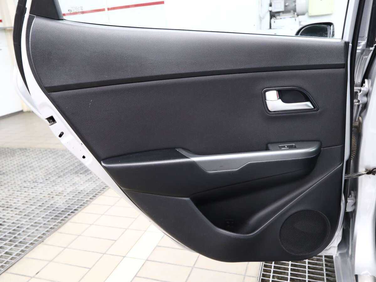 Купить Киа Рио, 2015, 59 140 км.. Фото: #8