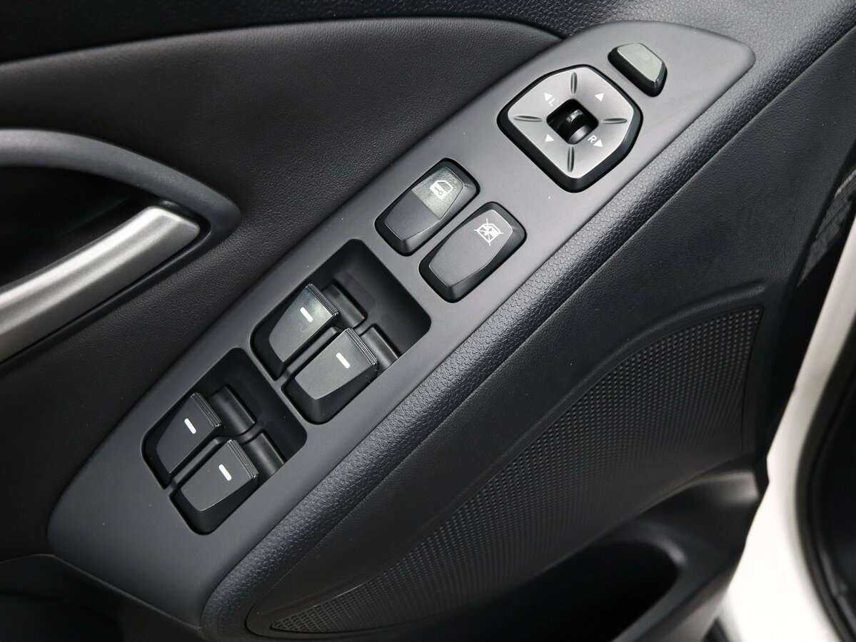 Купить Хендай ай-икс35, 2012, 159 000 км.. Фото: #7