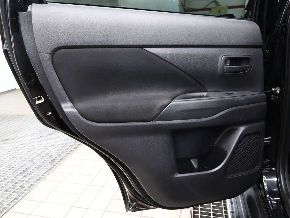 Купить Митсубиши Оутлэндер, 2013, 136 000 км.. Фото: #8