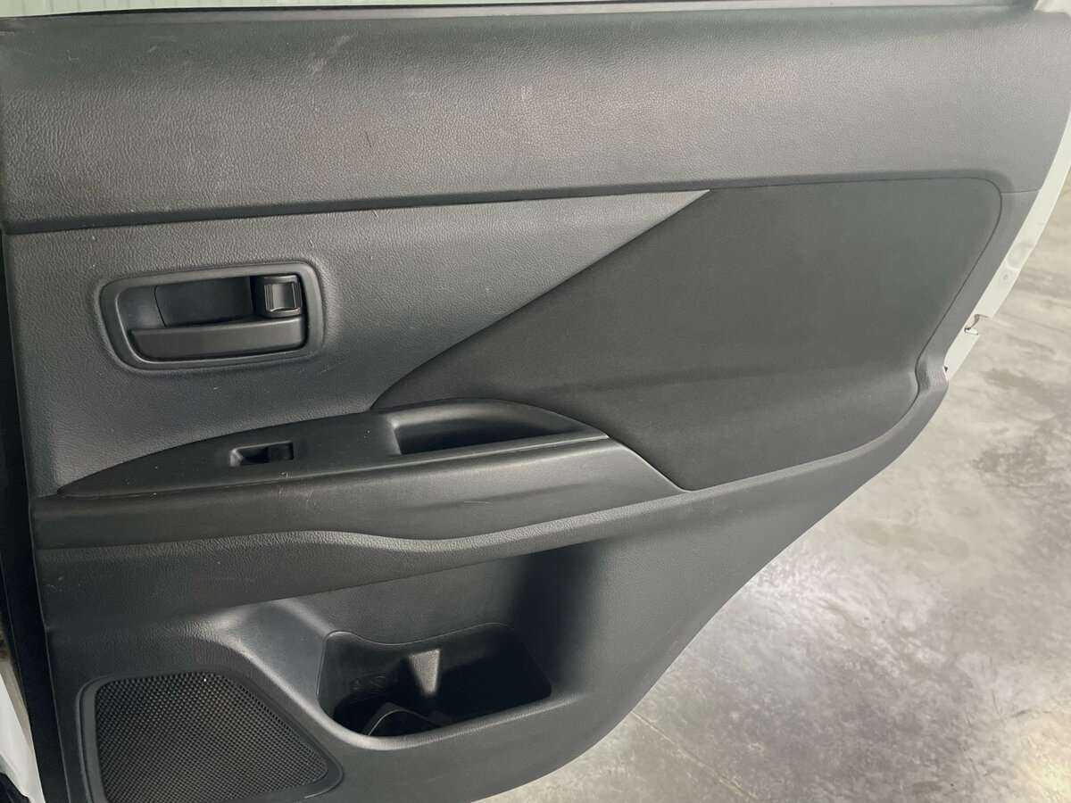 Купить Митсубиши Оутлэндер, 2013, 193 026 км.. Фото: #19