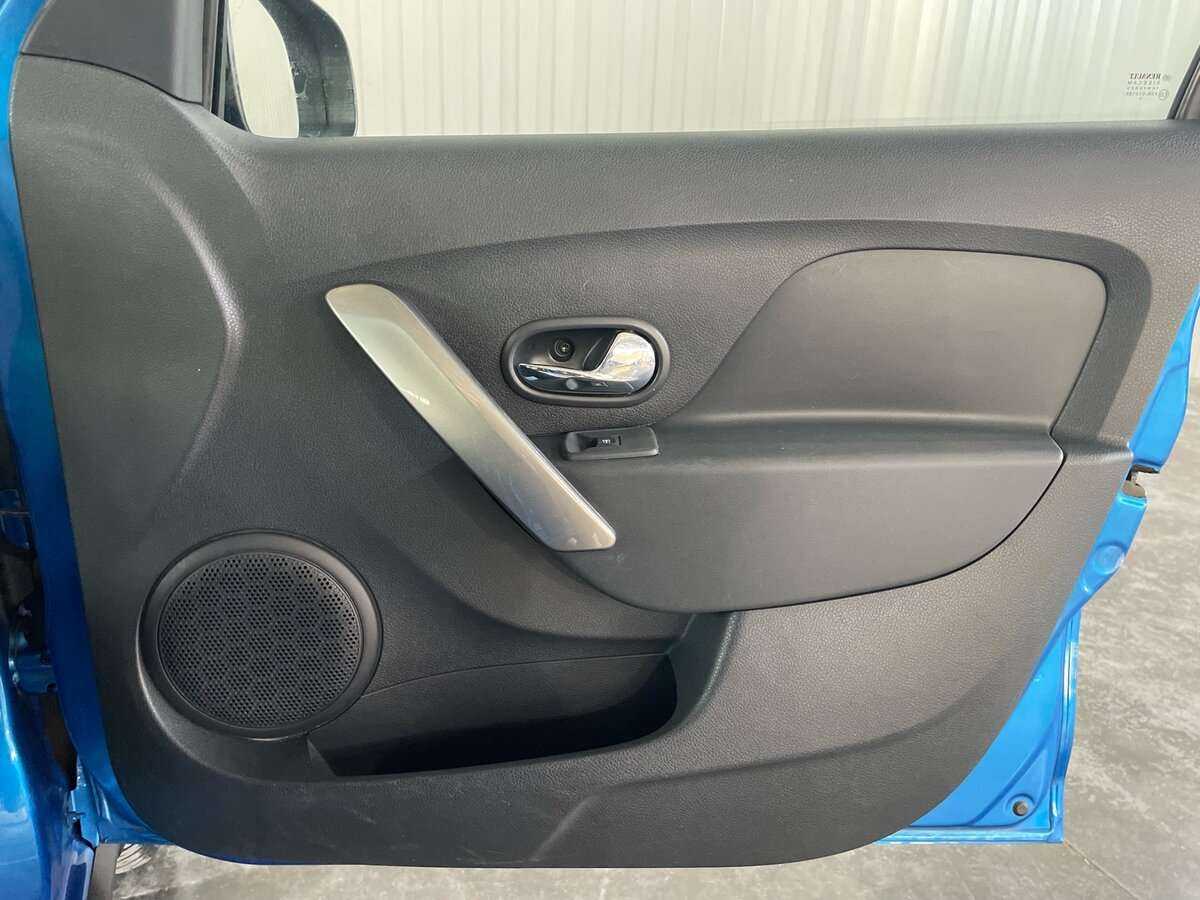 Купить Рено Сандеро, 2018, 34 443 км.. Фото: #17