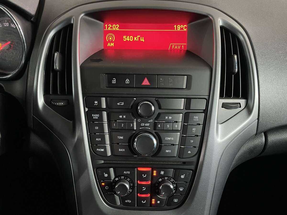 Купить Опель Астра, 2013, 205 254 км.. Фото: #11