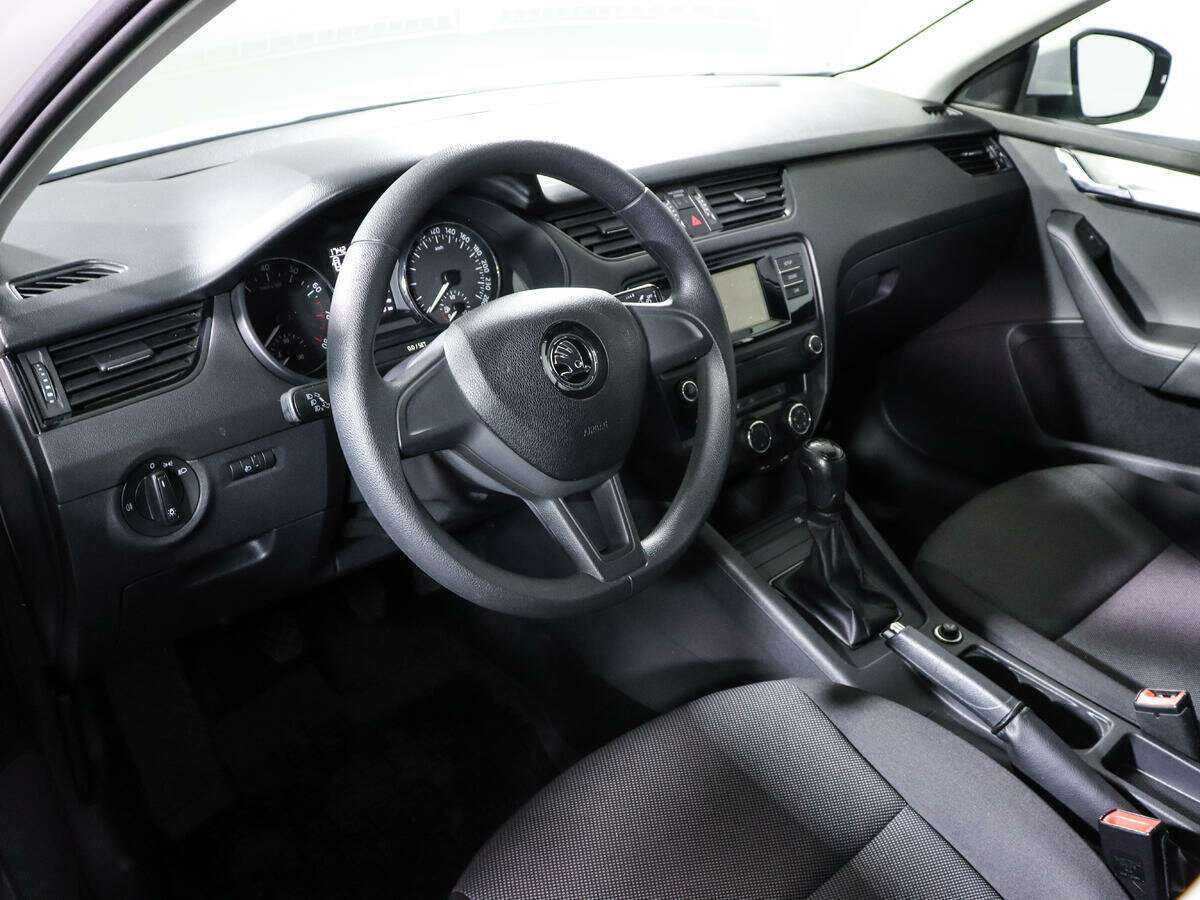 Купить Шкода Октавия, 2016, 128 639 км.. Фото: #11