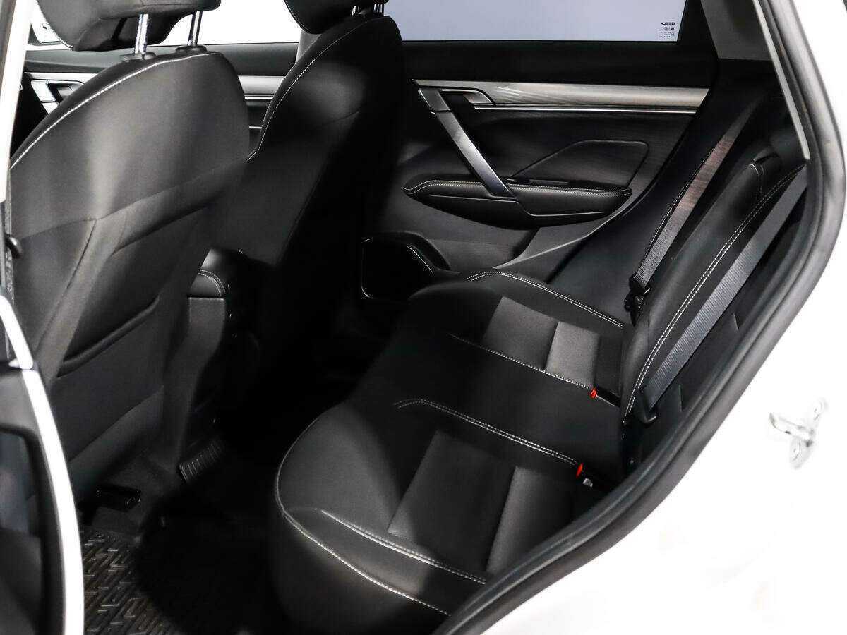 Купить Джили Кулрэй, 2021, 85 506 км.. Фото: #11