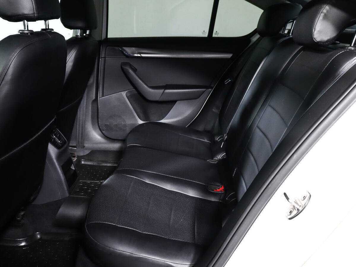 Купить Шкода Октавия, 2019, 384 693 км.. Фото: #7