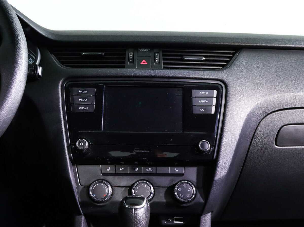 Купить Шкода Октавия, 2019, 384 693 км.. Фото: #10