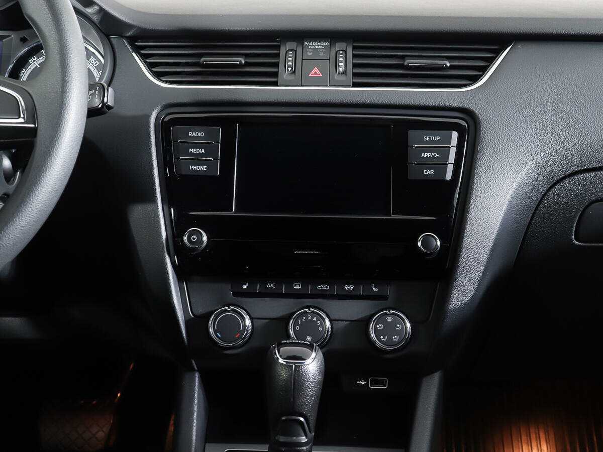 Купить Шкода Октавия, 2018, 38 826 км.. Фото: #11