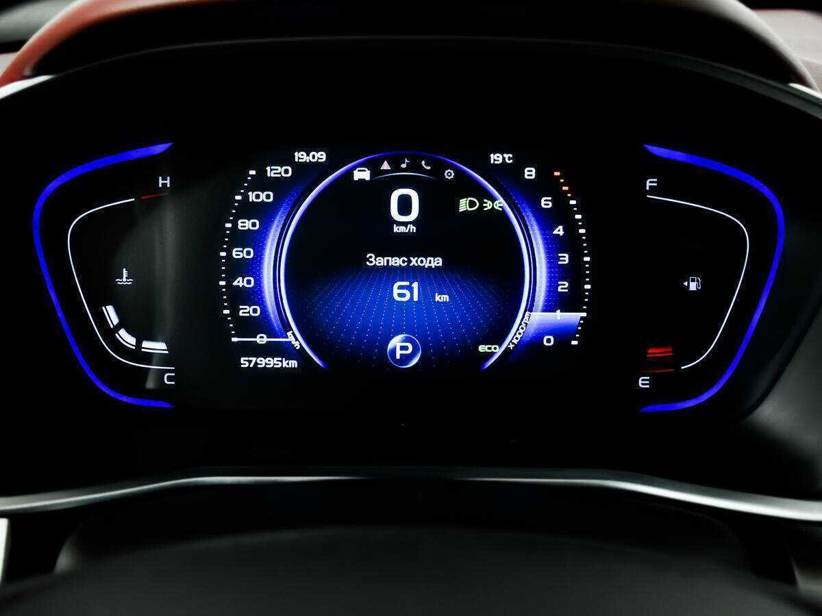 Купить Джили Кулрэй, 2022, 56 518 км.. Фото: #9