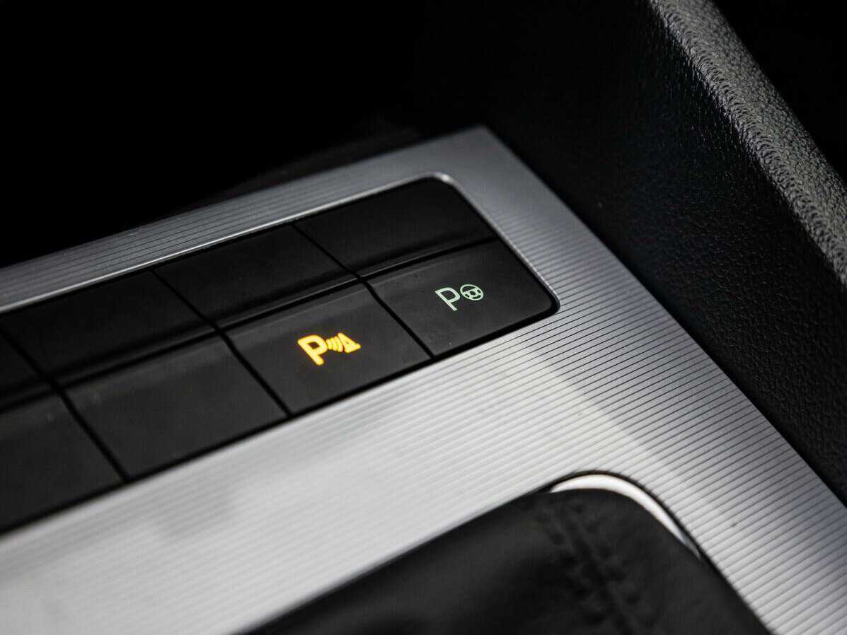 Купить Шкода Октавия, 2016, 166 346 км.. Фото: #17