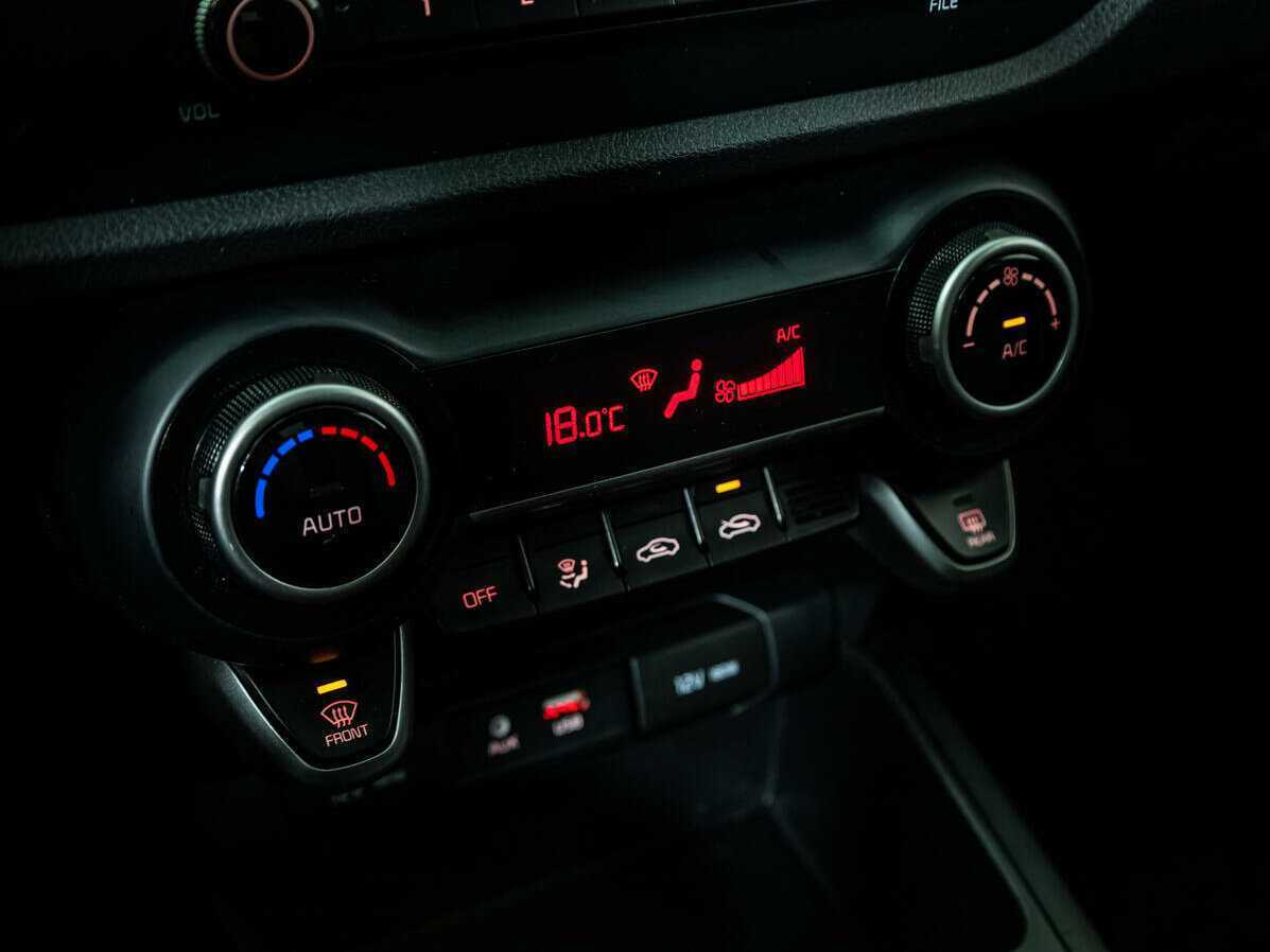 Купить Киа Рио, 2017, 56 574 км.. Фото: #14