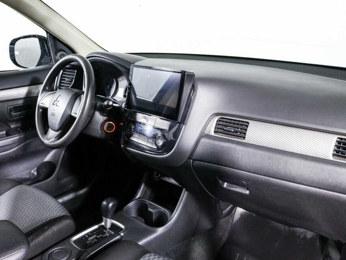 Купить Митсубиши Оутлэндер, 2015, 70 200 км.. Фото: #6