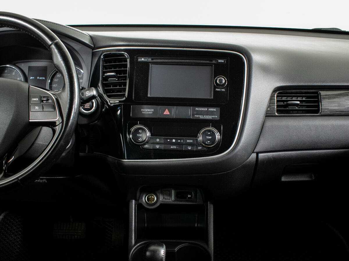 Купить Митсубиши Оутлэндер, 2016, 240 000 км.. Фото: #9