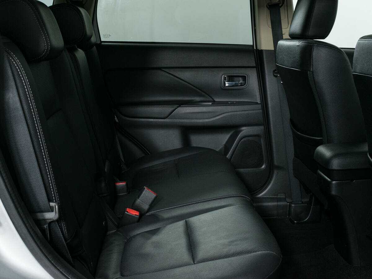 Купить Митсубиши Оутлэндер, 2017, 134 690 км.. Фото: #9