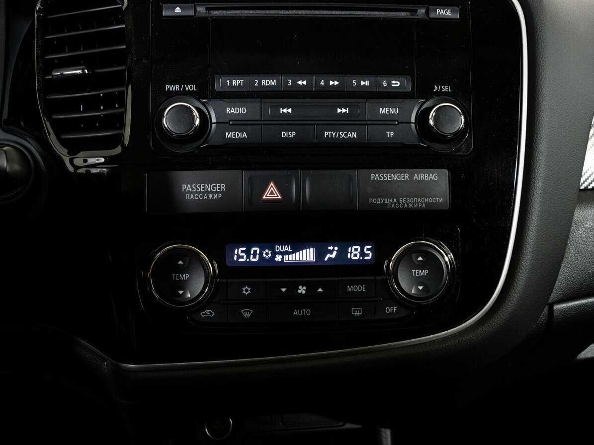 Купить Митсубиши Оутлэндер, 2014, 218 180 км.. Фото: #10