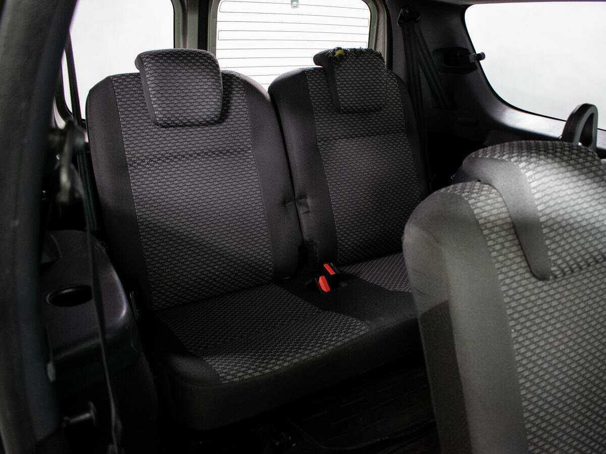 Купить Лада (ВАЗ) Ларгус, 2014, 301 885 км.. Фото: #6