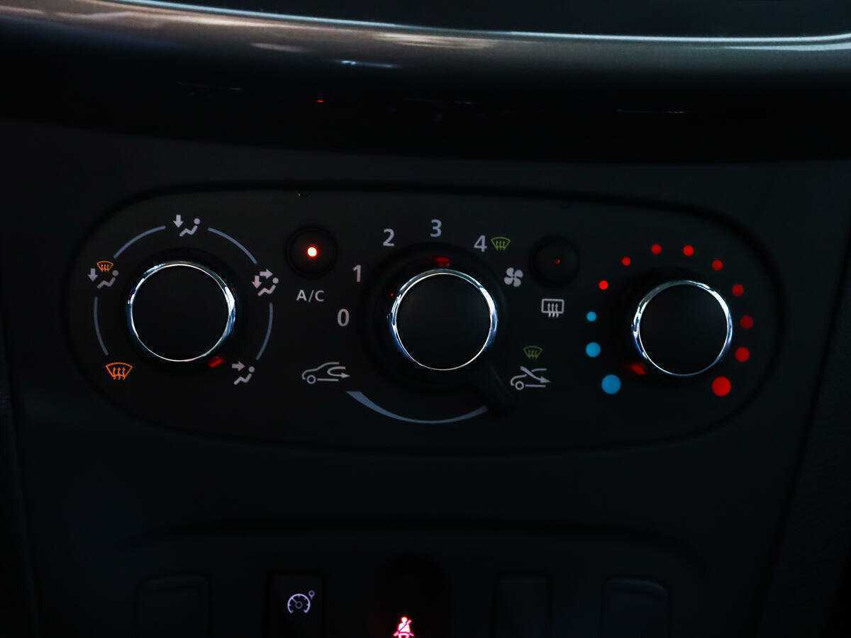 Купить Рено Логан, 2017, 68 755 км.. Фото: #14