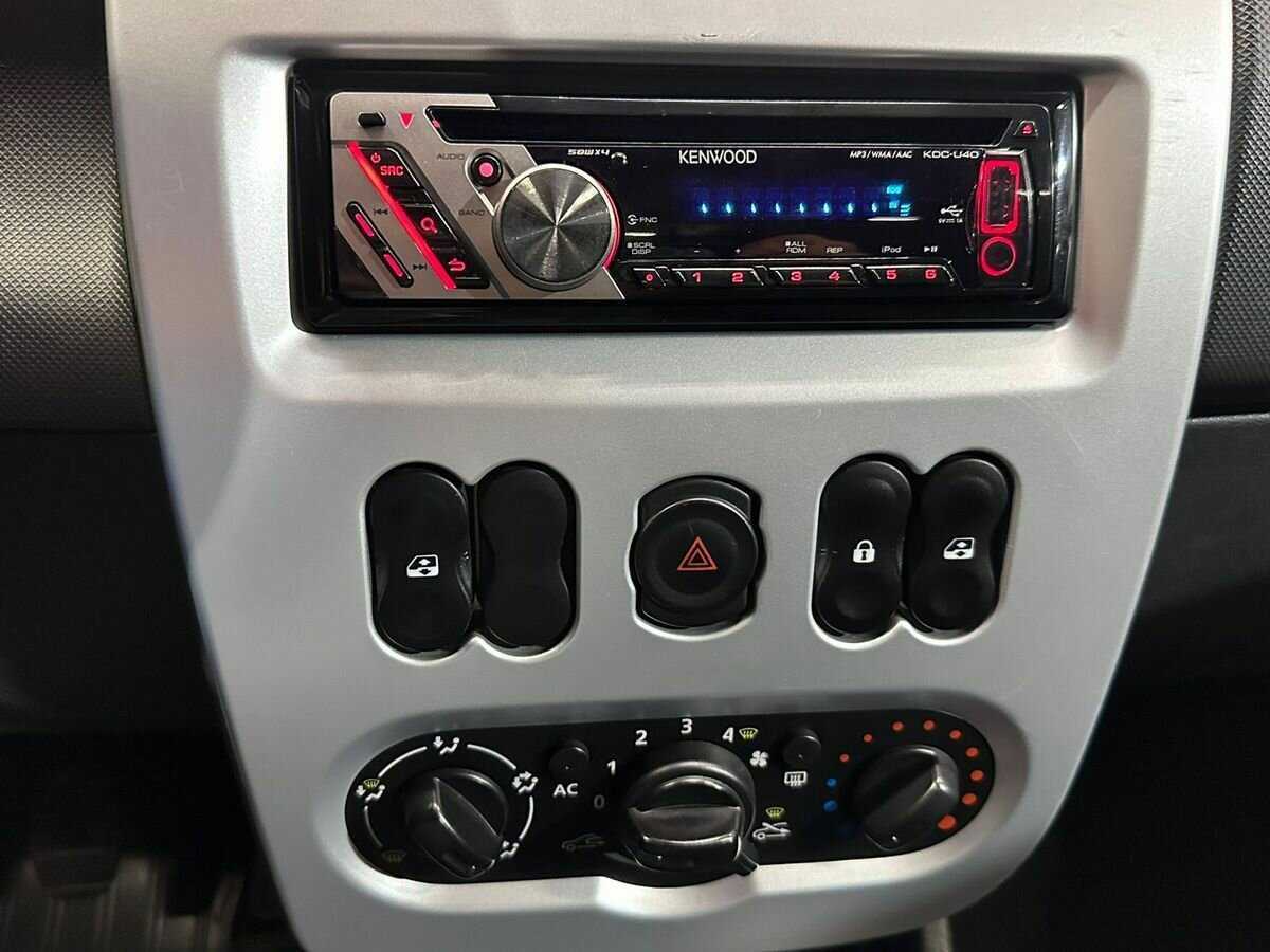 Купить Рено Сандеро, 2012, 154 369 км.. Фото: #12