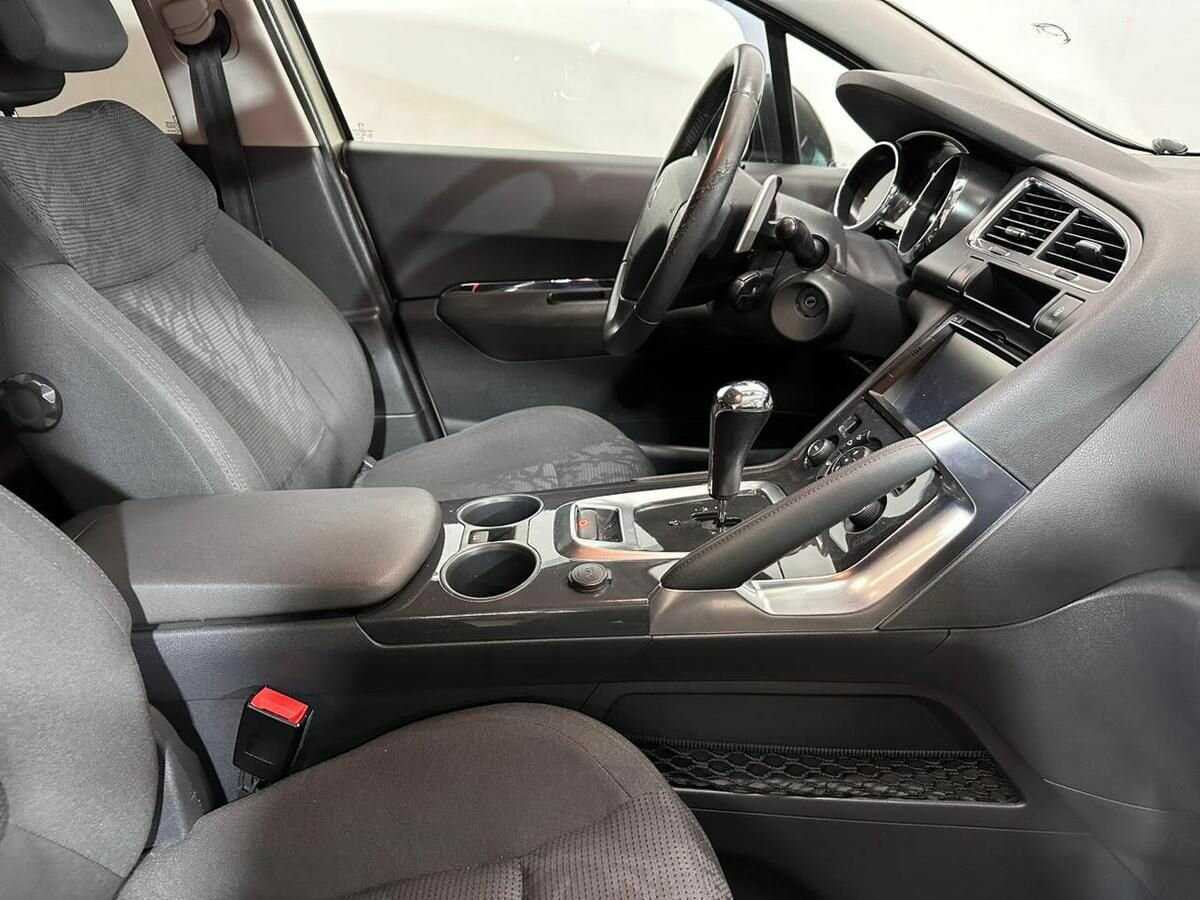 Купить Пежо 3008, 2012, 338 771 км.. Фото: #8