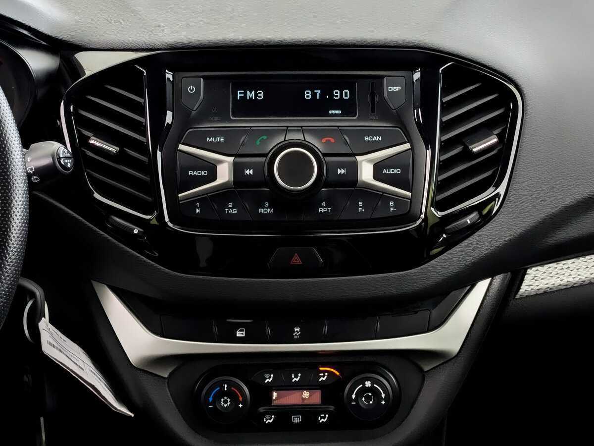 Купить Лада (ВАЗ) Веста, 2019, 62 764 км.. Фото: #12