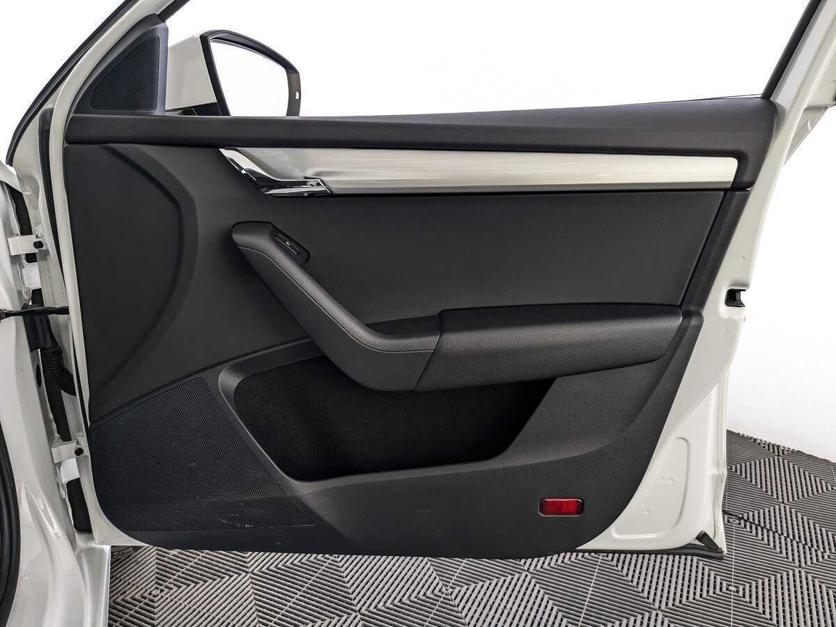 Купить Шкода Октавия, 2019, 47 009 км.. Фото: #19