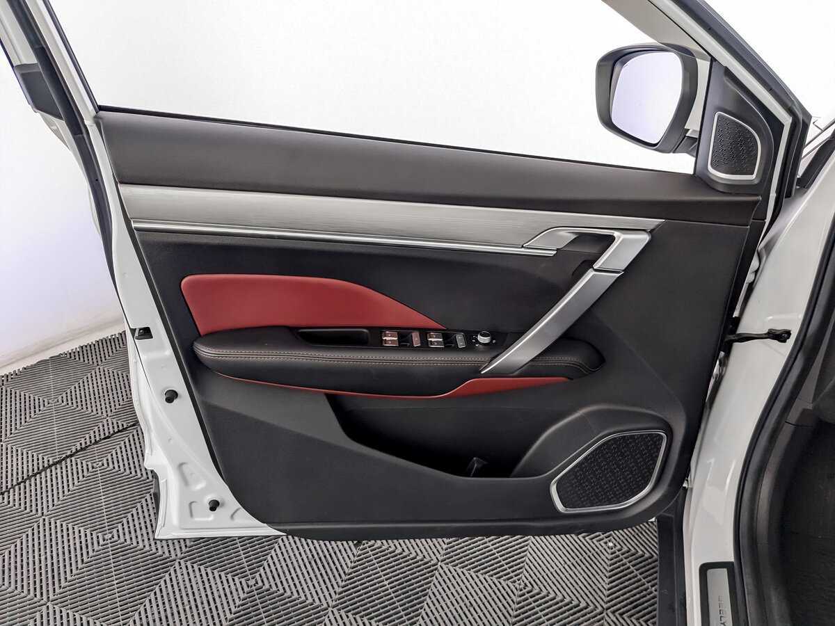 Купить Джили Кулрэй, 2021, 41 831 км.. Фото: #14