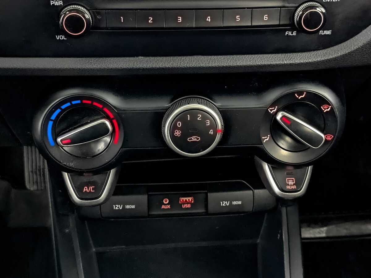 Купить Киа Рио, 2019, 191 948 км.. Фото: #16