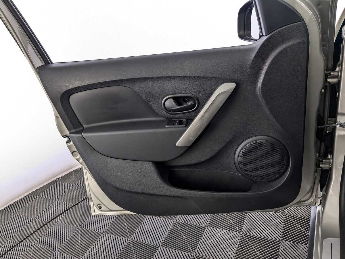 Купить Рено Сандеро, 2021, 15 446 км.. Фото: #14