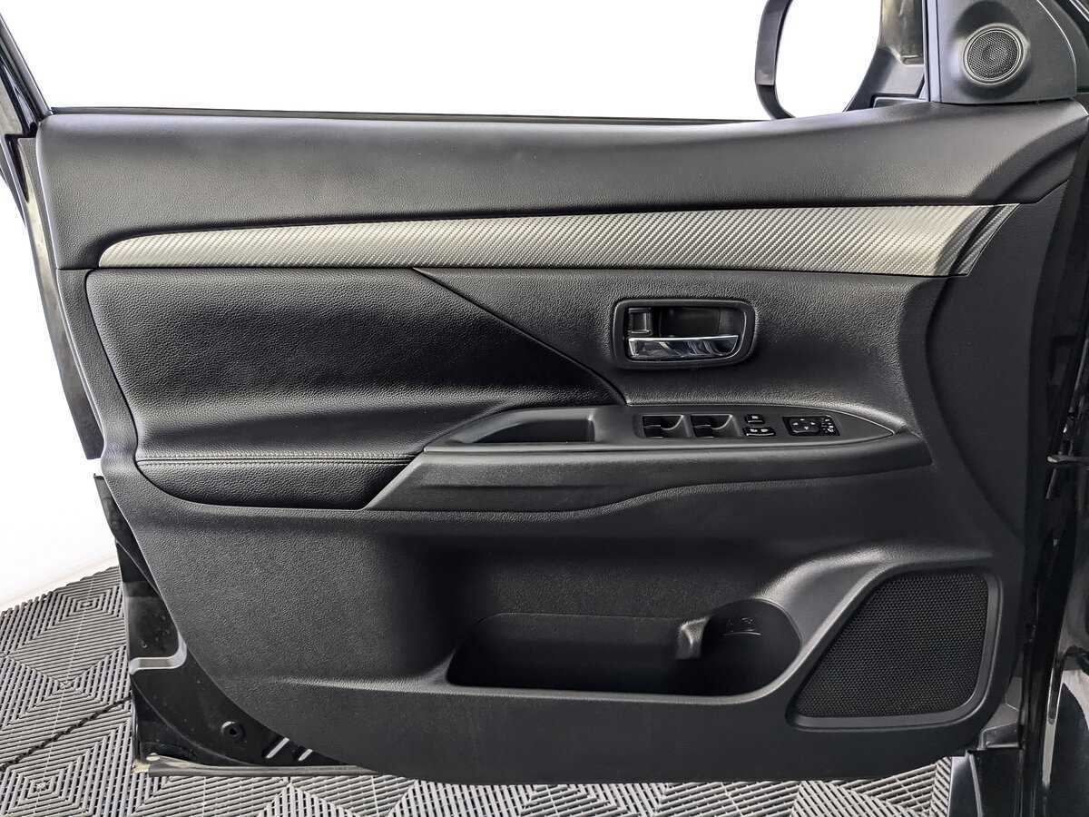 Купить Митсубиши Оутлэндер, 2012, 133 479 км.. Фото: #14