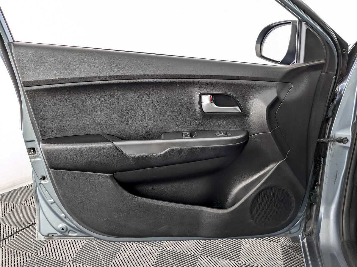 Купить Киа Рио, 2015, 132 369 км.. Фото: #14