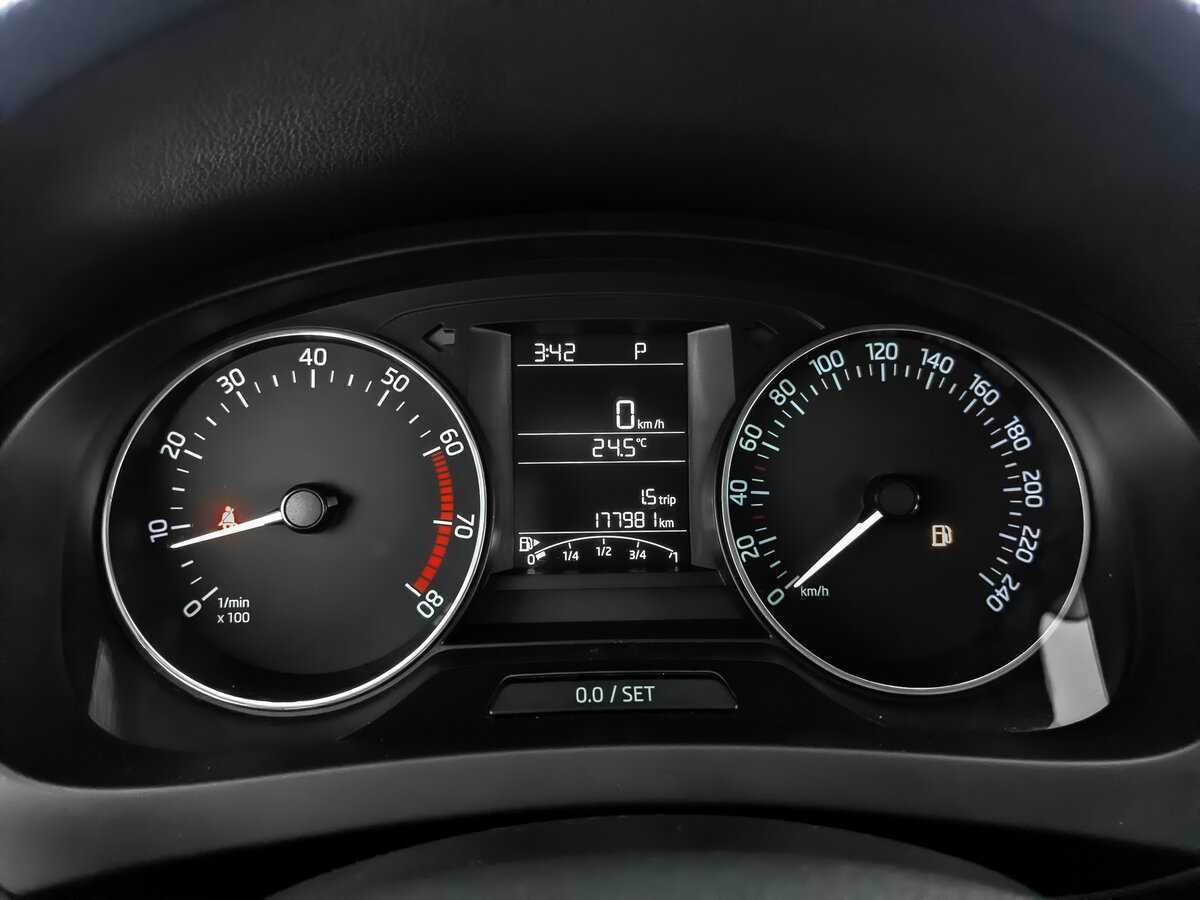 Купить Шкода Рапид, 2015, 177 980 км.. Фото: #11